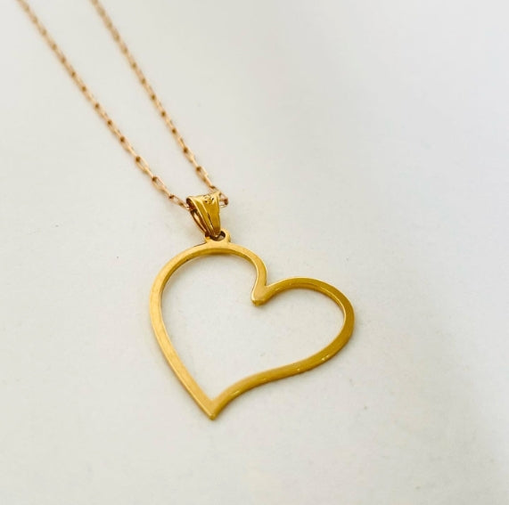 Colgante Silueta Corazón Grande Oro 18K