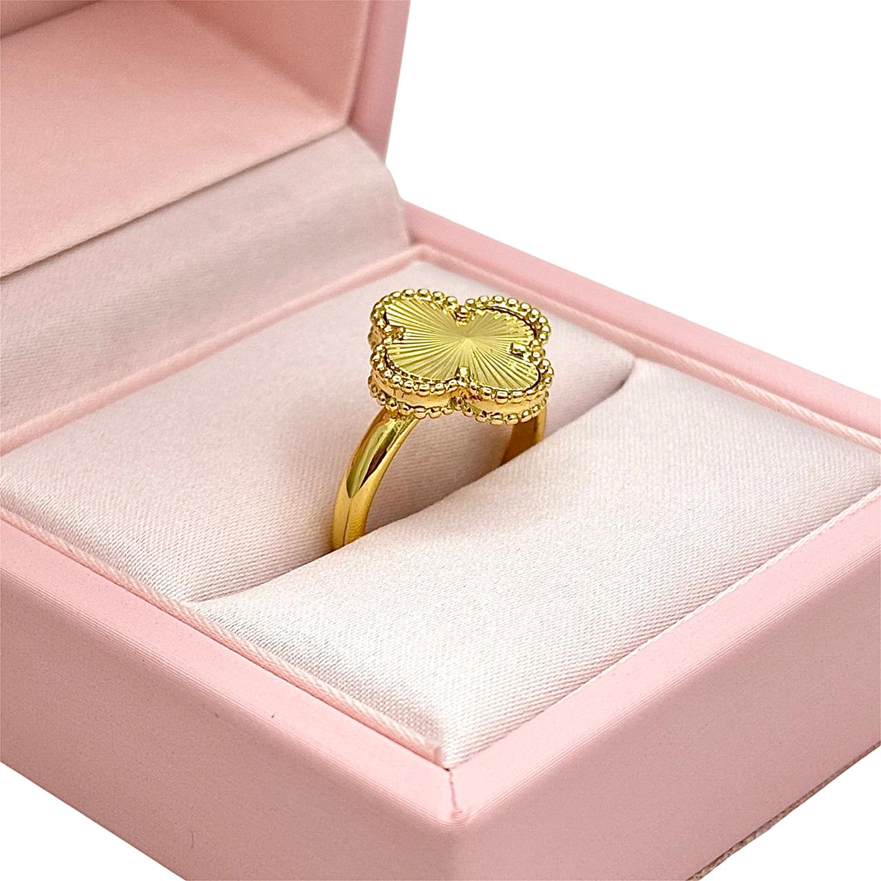Anillo Trébol Facetado Ajustable